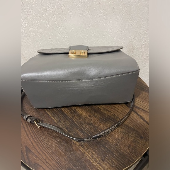 Coach Avery Flap carry all crocodile embossed leather crossbody bag /purse - Picture 7 of 14